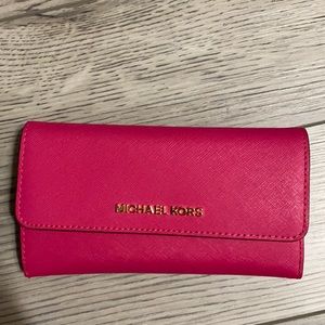 Michael Kors wallet
